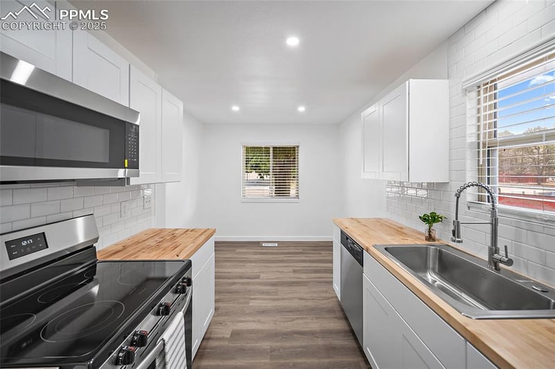 1879 Monterey Rd, Colorado Springs, CO 80910