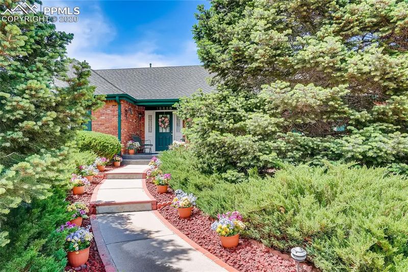 18850 St Andrews Dr, Monument, CO 80132