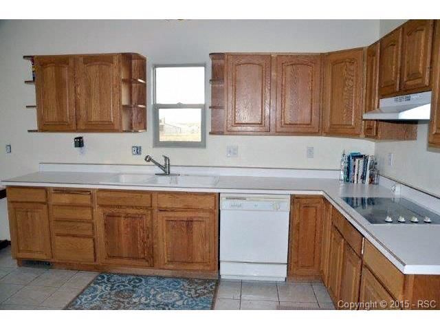 1886 14th St, Penrose, CO 81240