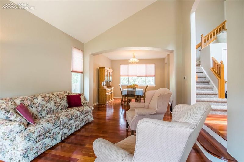 18937 E Saratoga Cir, Aurora, CO 80015
