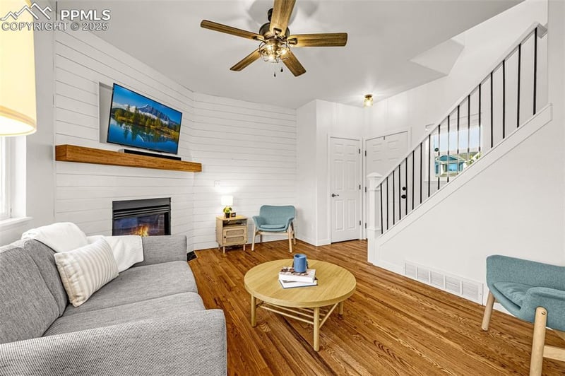 1898 Woodpark Dr, Colorado Springs, CO 80951