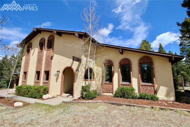 190 High View Cir, Woodland Park, CO 80863