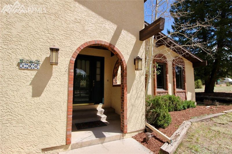 190 High View Cir, Woodland Park, CO 80863