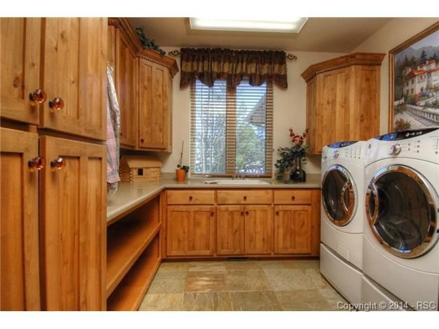 19016 Malmsbury Ct, Monument, CO 80132