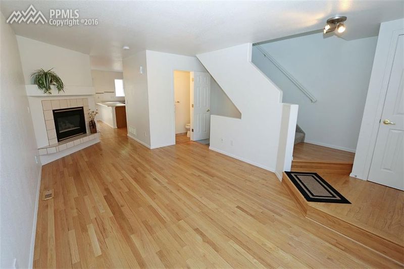 1902 Bristlecone Dr, Colorado Springs, CO 80919