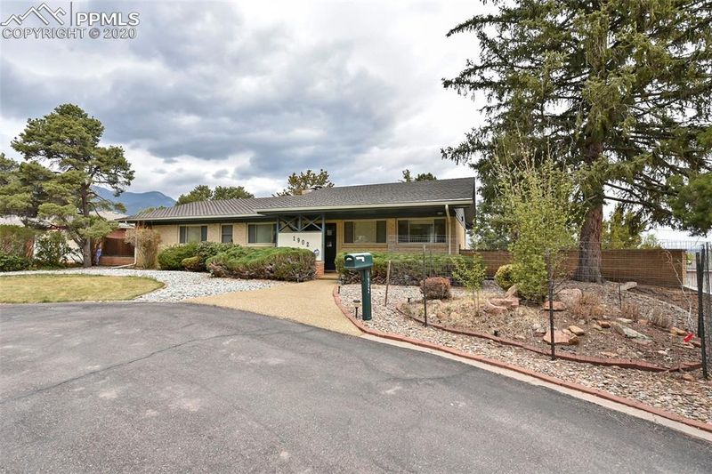 1902 Hercules Dr, Colorado Springs, CO 80905