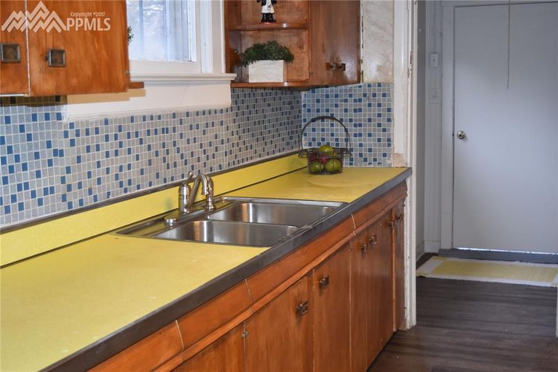 1902 E Routt Ave, Pueblo, CO 81004