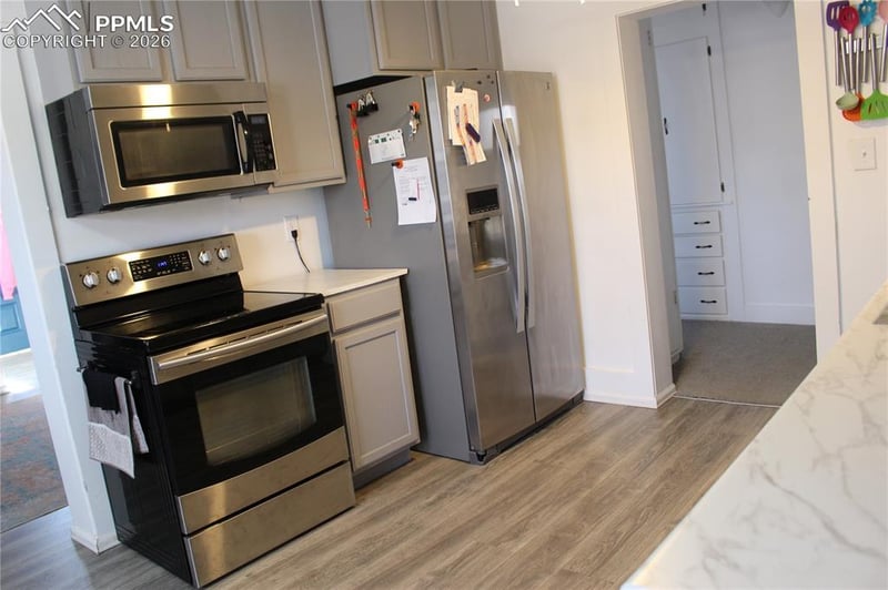 1904 Glenn St, Colorado Springs, CO 80904