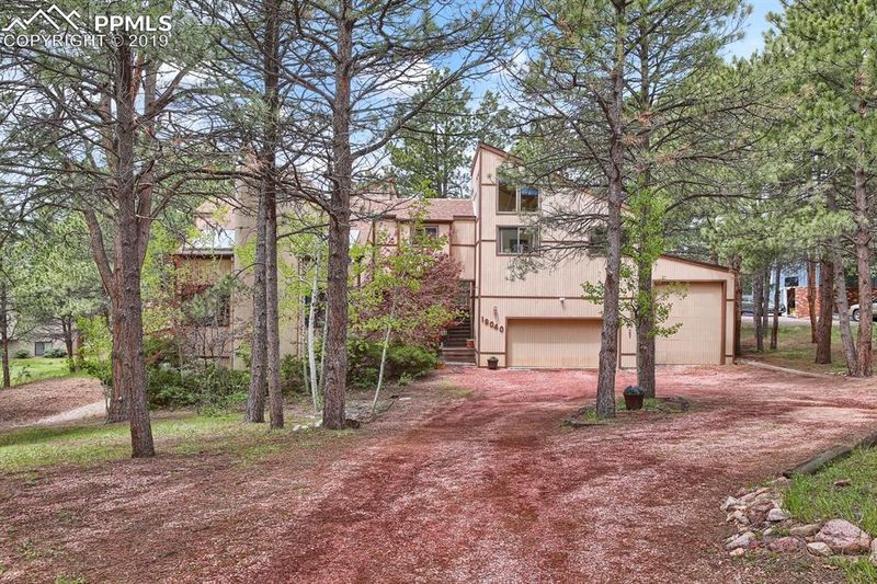 19040 White Fawn Dr, Monument, CO 80132