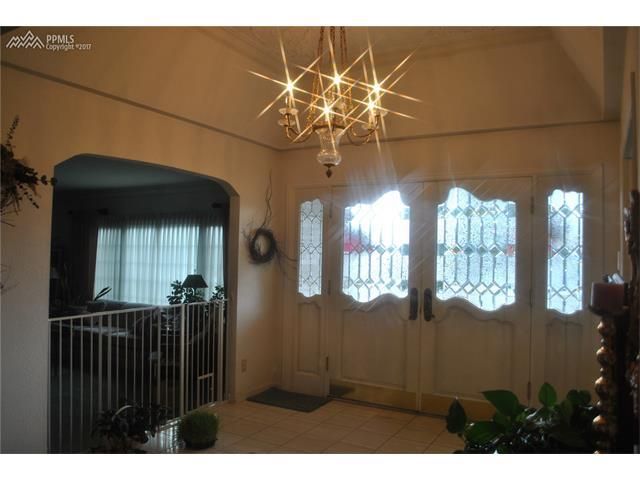 19045 Greenbrier Ln, Monument, CO 80132