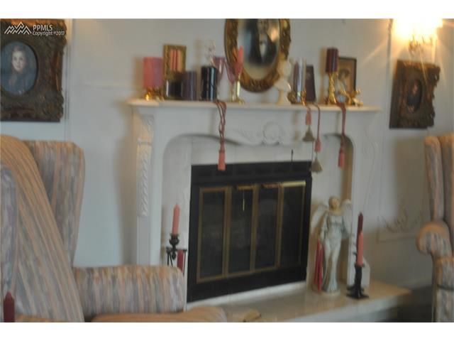 19045 Greenbrier Ln, Monument, CO 80132