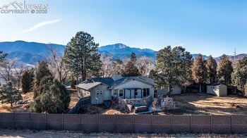 1905 Mesa Rd, Colorado Springs, CO 80904
