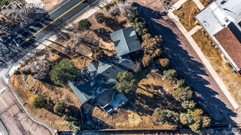 1905 Mesa Rd, Colorado Springs, CO 80904