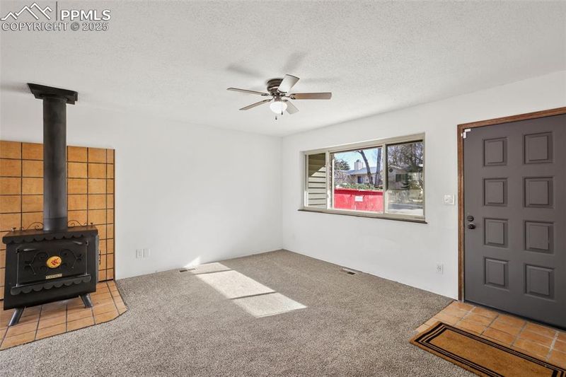 1906 Independence Dr, Colorado Springs, CO 80920