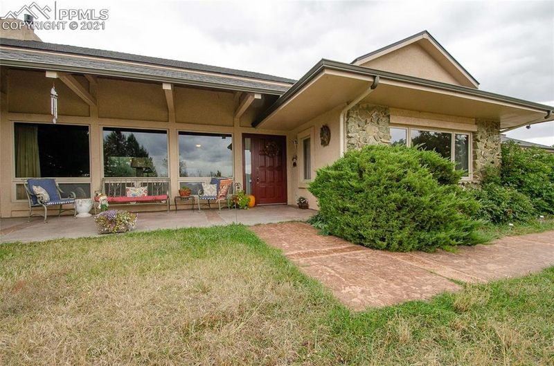 19065 Greenbrier Ln, Monument, CO 80132