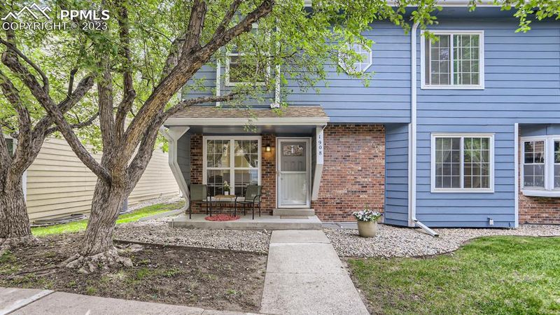 1908 S Balsam St, Lakewood, CO 80227