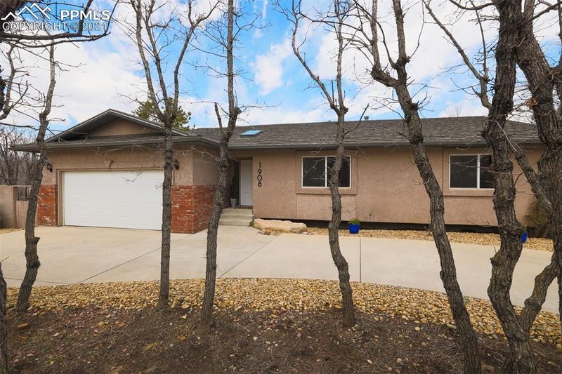 1908 Constellation Dr, Colorado Springs, CO 80905