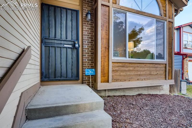 1908 Silkwood Dr, Colorado Springs, CO 80920