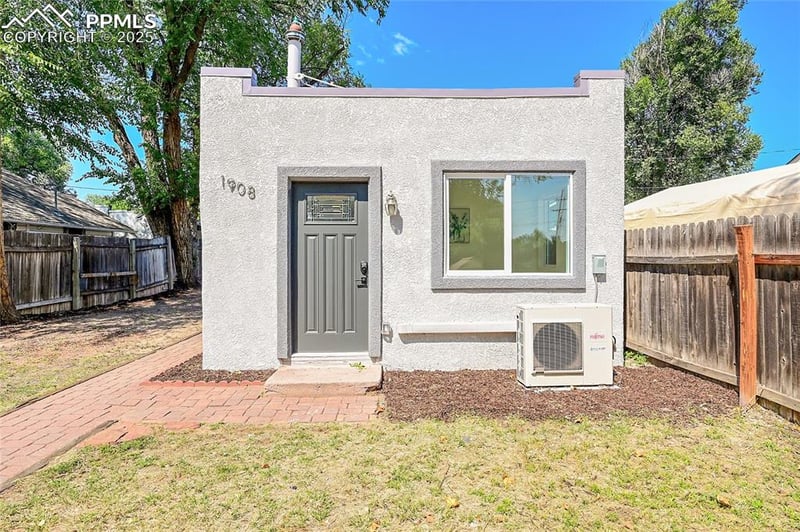 1908 St Vrain St, Colorado Springs, CO 80909