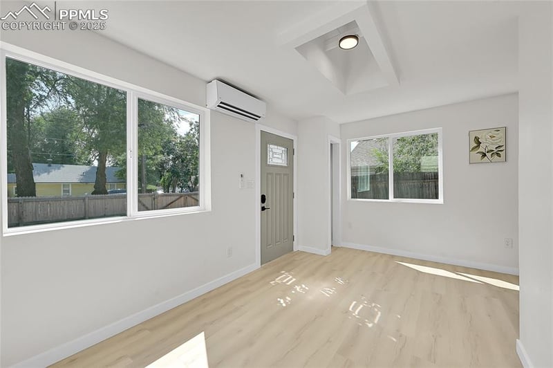 1908 St Vrain St, Colorado Springs, CO 80909