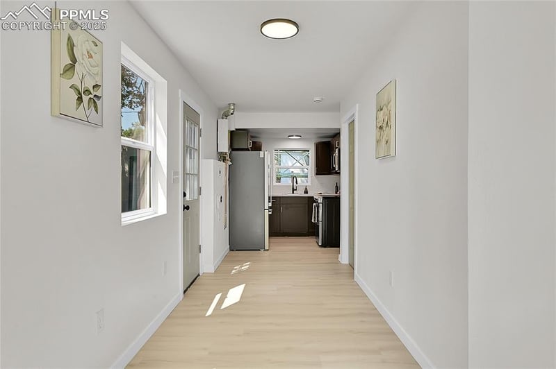 1908 St Vrain St, Colorado Springs, CO 80909