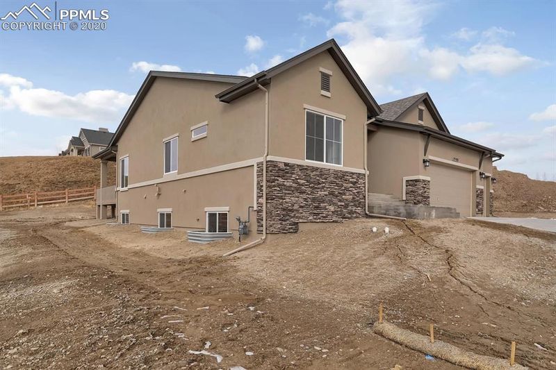 1908 Walnut Creek Ct, Colorado Springs, CO 80921