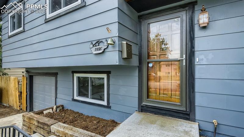 1908 Wynkoop Dr, Colorado Springs, CO 80909