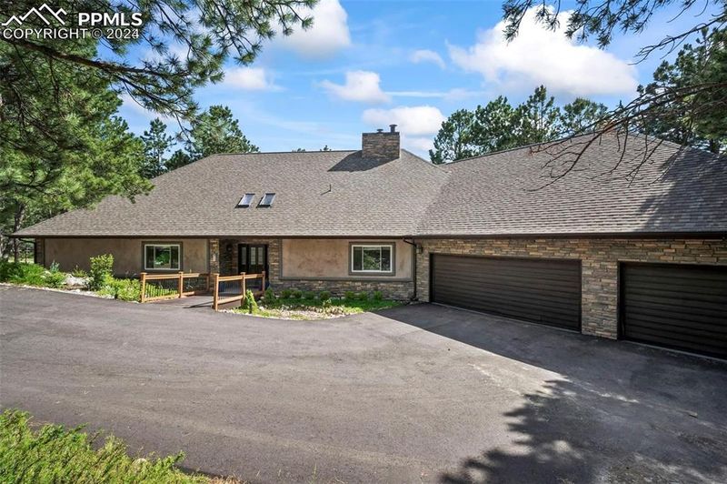 19080 Shadowood Dr, Monument, CO 80132