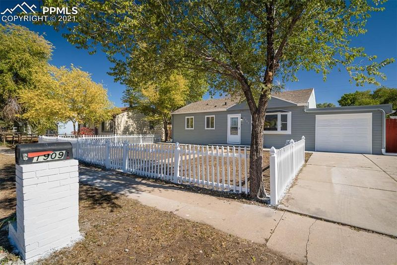 1909 S El Paso Ave, Colorado Springs, CO 80905
