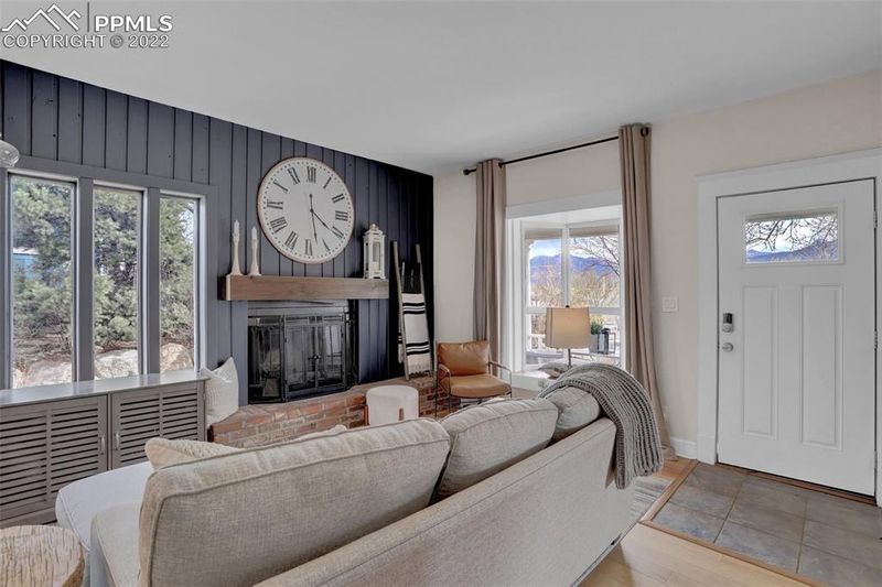 1910 W Bijou St, Colorado Springs, CO 80904