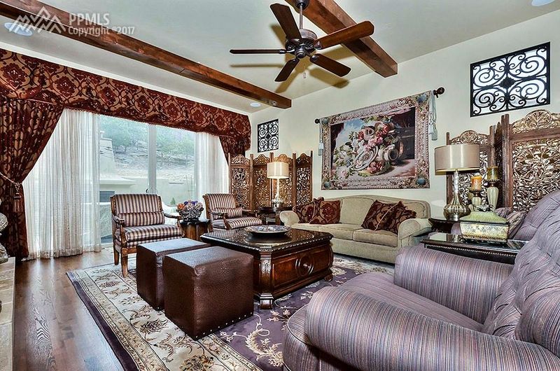 1910 La Bellezza Grv, Colorado Springs, CO 80919