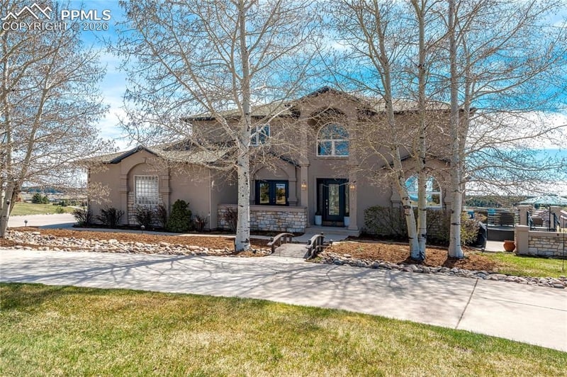 19135 Royal Troon Dr, Monument, CO 80132