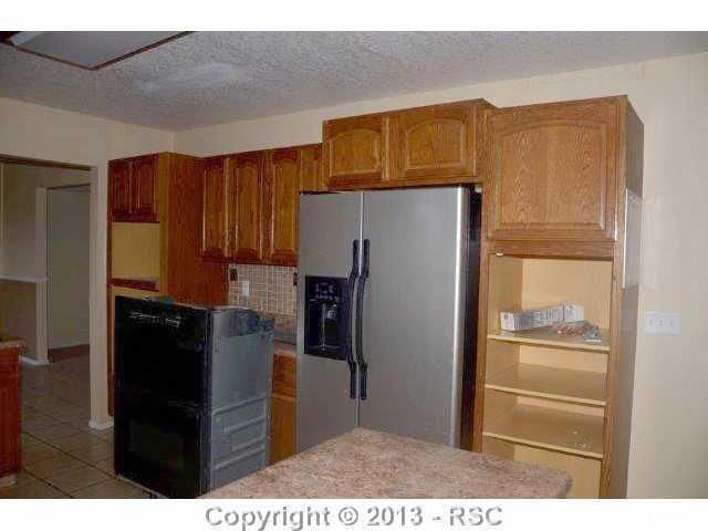 1914 15th St, Penrose, CO 81240