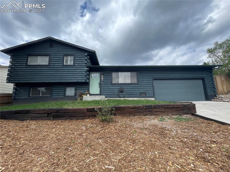 1914 Wooten Rd, Colorado Springs, CO 80915