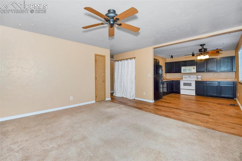 1915 Tanager Way, Colorado Springs, CO 80906