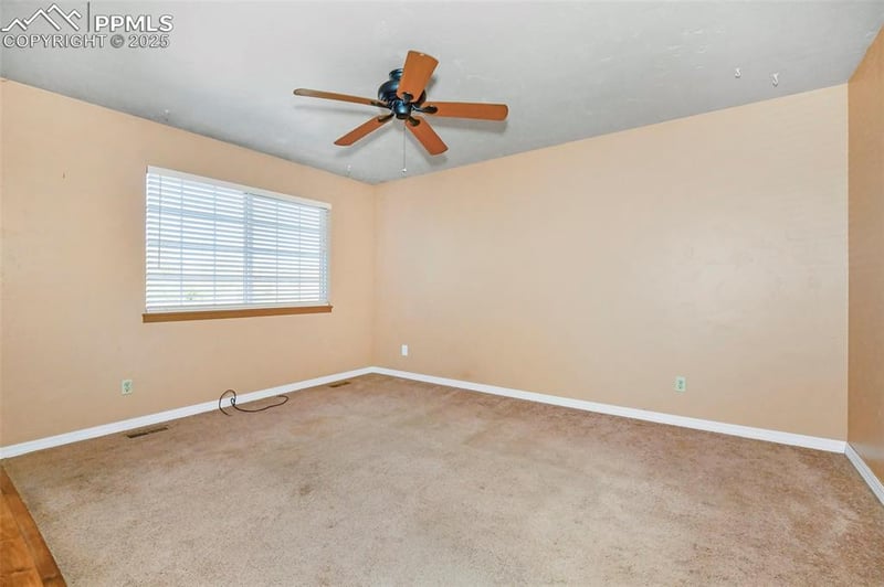 1915 Tanager Way, Colorado Springs, CO 80906