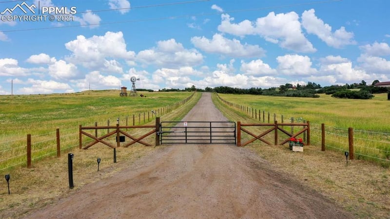 1916 Perry Park Rd, Sedalia, CO 80135