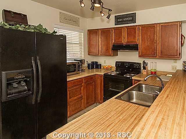1917 Giltshire Dr, Colorado Springs, CO 80905