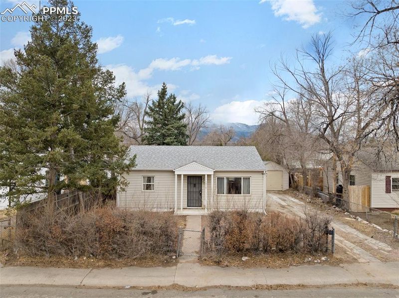 1918 S Hancock Ave, Colorado Springs, CO 80905