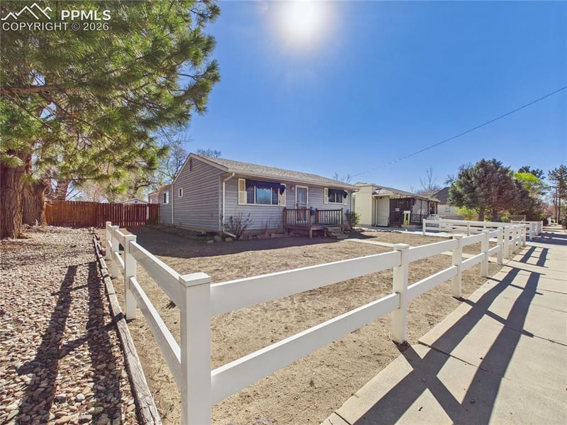 1918 N Santa Fe Ave, Pueblo, CO 81003