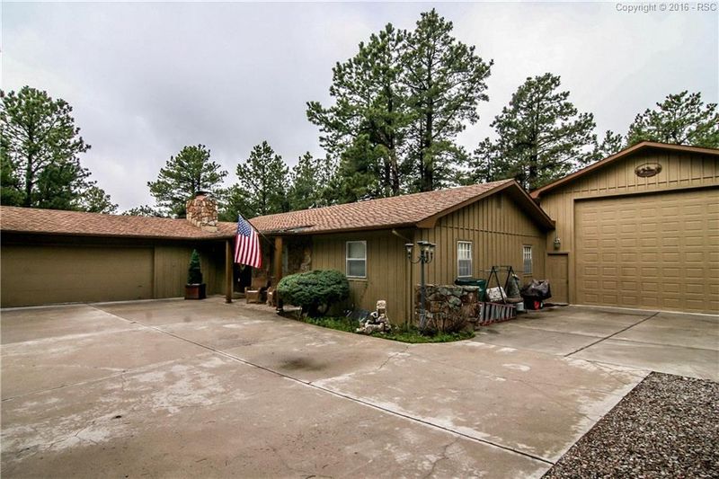 19190 Doewood Dr, Monument, CO 80132