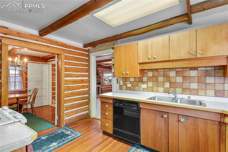 192 Chelten Rd, Manitou Springs, CO 80829
