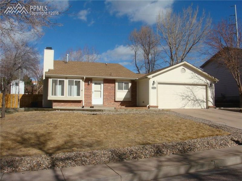 1920 N Whitehorn Dr, Colorado Springs, CO 80920