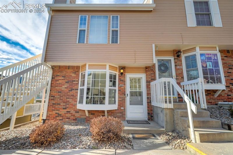 1921 Giltshire Dr, Colorado Springs, CO 80905