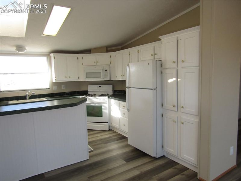 19210 Loop Rd, Colorado Springs, CO 80928