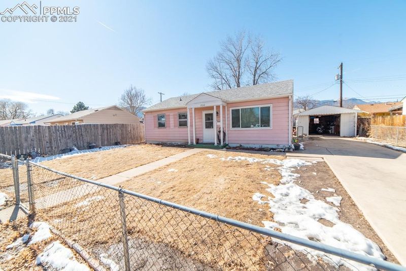 1922 S Cedar Ave, Colorado Springs, CO 80905