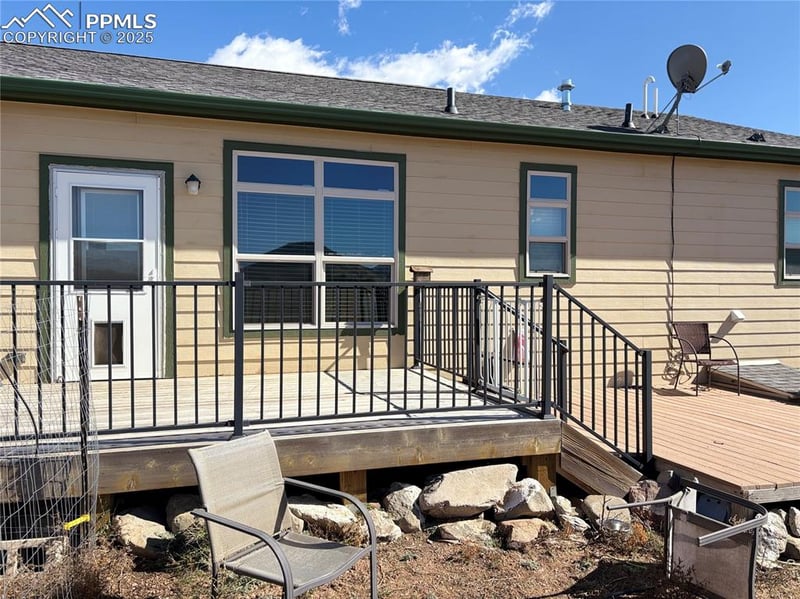 1925 Doe Valley Rd, Guffey, CO 80820