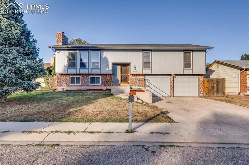 1925 Pima Dr, Colorado Springs, CO 80915