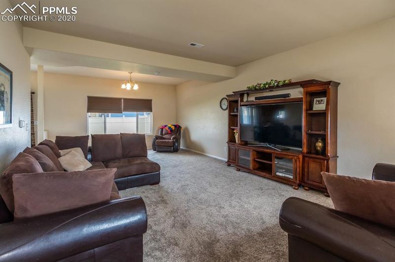 1928 Oneal Ave, Pueblo, CO 81004