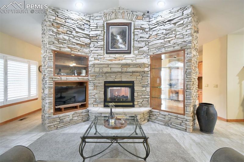 19285 Indian Summer Ln, Monument, CO 80132
